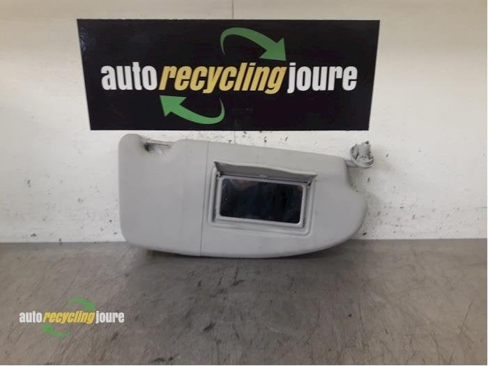 Pare-soleil d'un Ford Focus, -, -, 3 mois de garantie, -