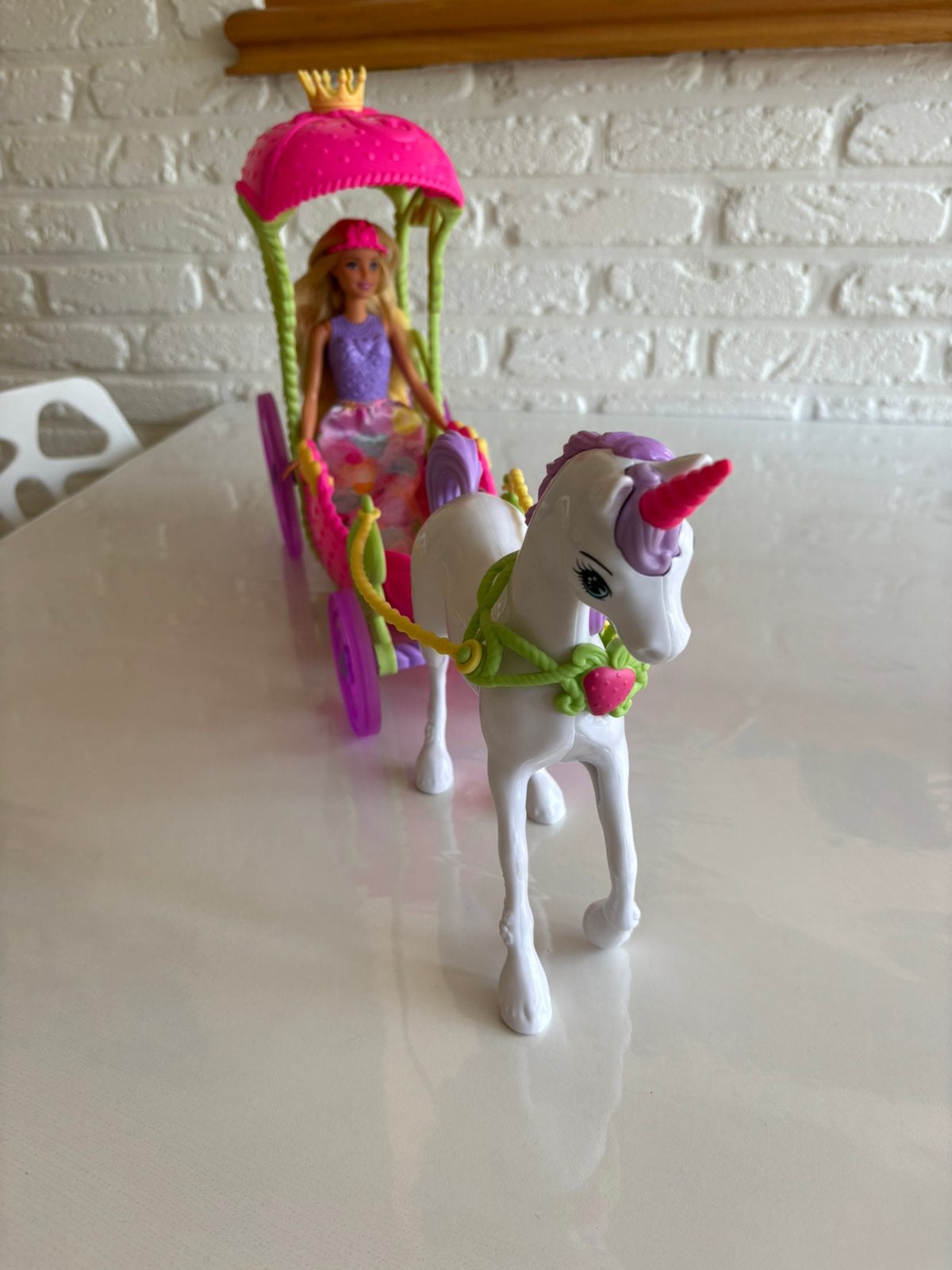 Barbie Koets eenhoorn - Mattel, Ophalen, Zo goed als nieuw, Barbie