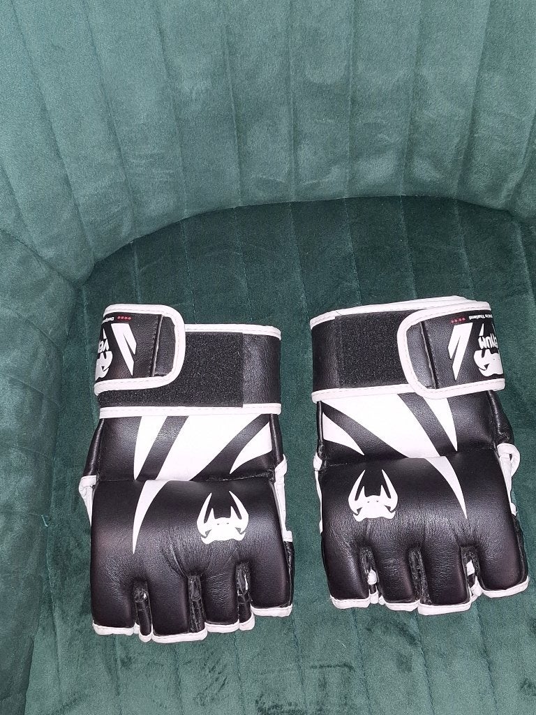Gants MMA Venum Challenger, Sports & Fitness, Neuf, Enlèvement ou Envoi, Taille L, Protection pour arts martiaux