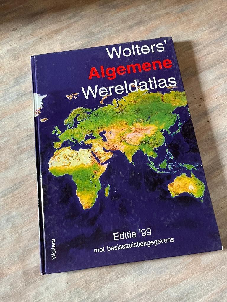 Wolters' Algemene Wereldatlas, Gelezen, Overige typen, Ophalen of Verzenden, Wolters Plantyn
