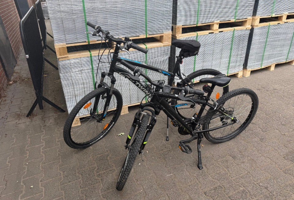 Set van 2 B'TWIN Mountainbikes (Rockrider 340 + kind model), Enlèvement, Comme neuf, Hommes, Autres marques