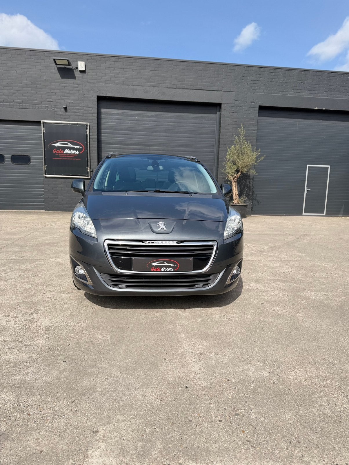 PEUGEOT 5008 | 1.6 DIESEL | 2014 | 148000 KM | AUTOMAAT, Achat, Entreprise, Noir, 5 portes