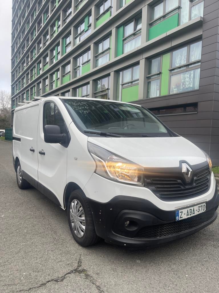 Renault Trafic 2019  148.000 km Manuelle   2.0L Bruxelles, Starter
