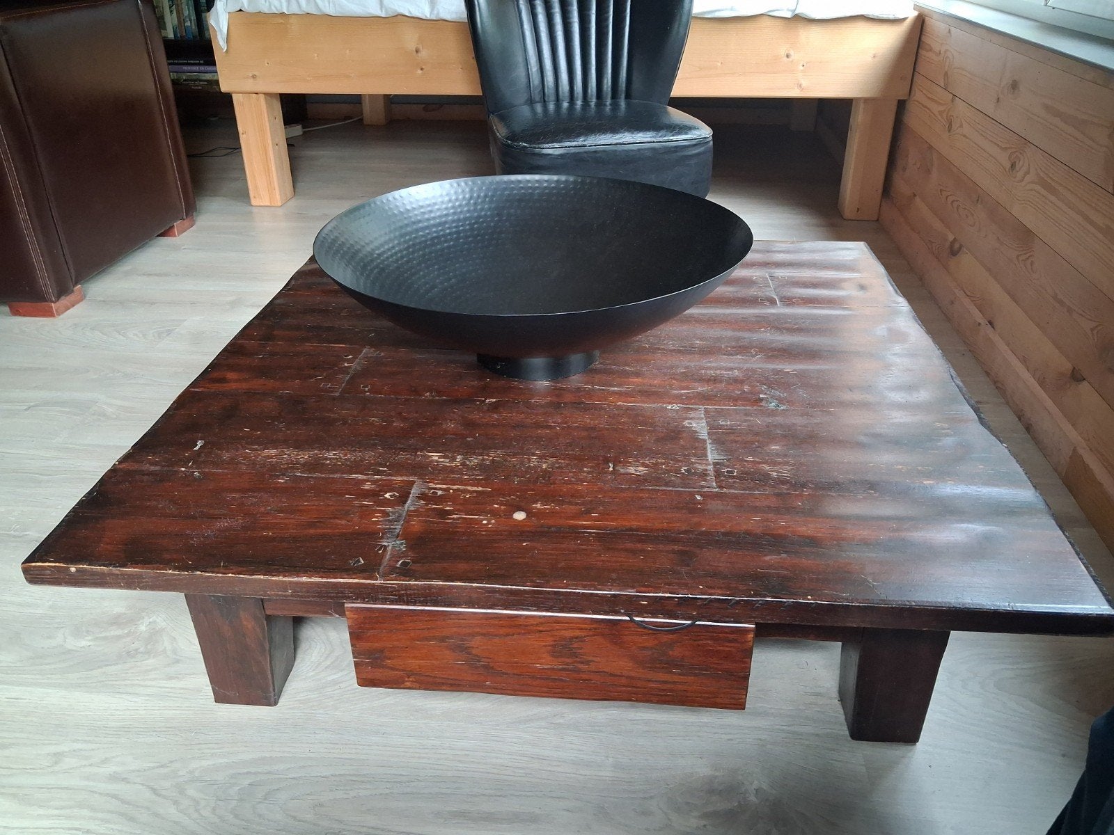 mooie koloniale salontafel, Huis en Inrichting, Ophalen, Gebruikt, Vierkant