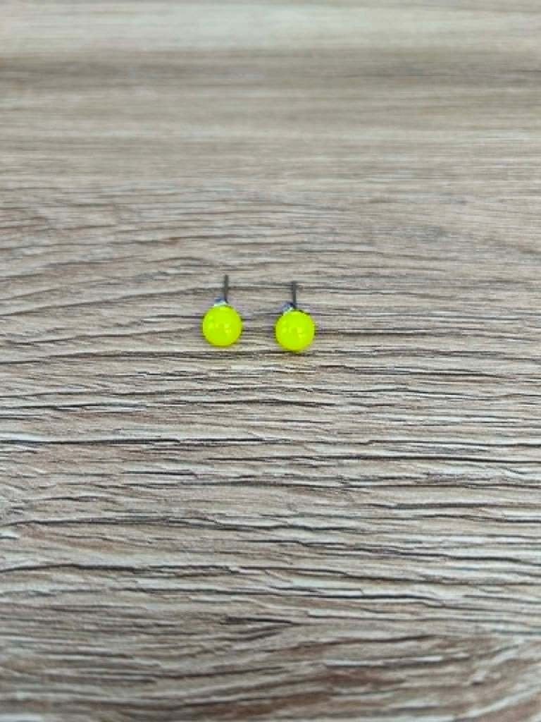 Boucle d’oreille boule jaune, Bijoux, Sacs & Beauté, Boucles d'oreilles, Enlèvement, Comme neuf, Jaune, Puces ou Clous
