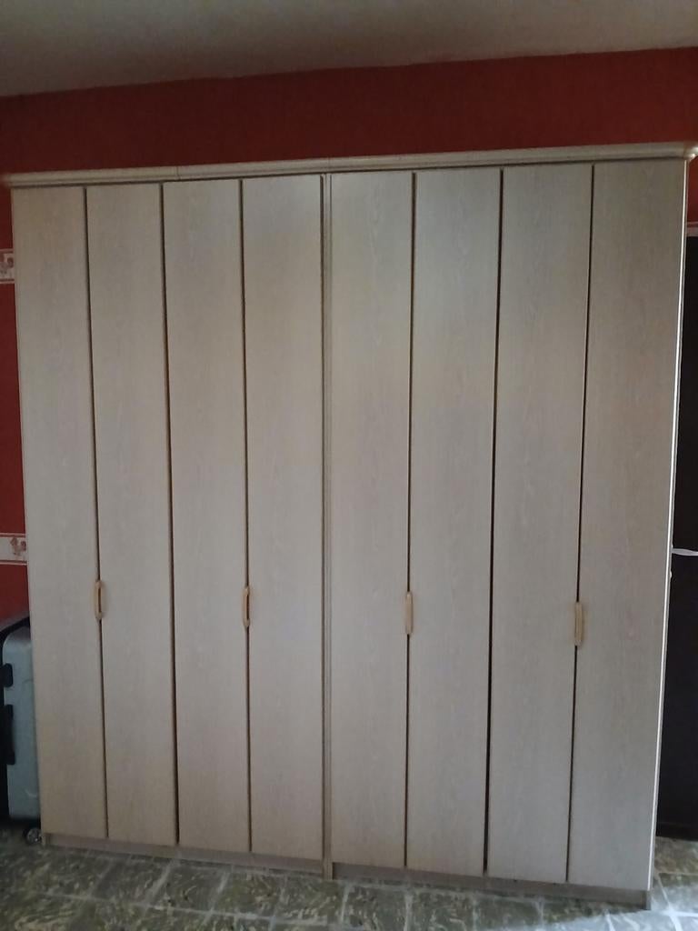 Beige kleerkast, Huis en Inrichting, Kasten | Dressoirs, Ophalen