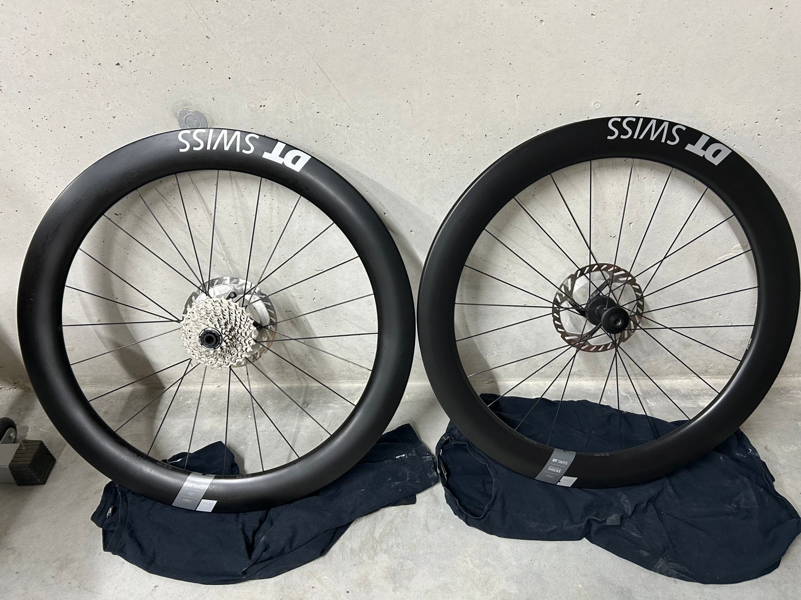 DT Swiss ARC 1400 dicut 62 wielset, Enlèvement ou Envoi, Comme neuf