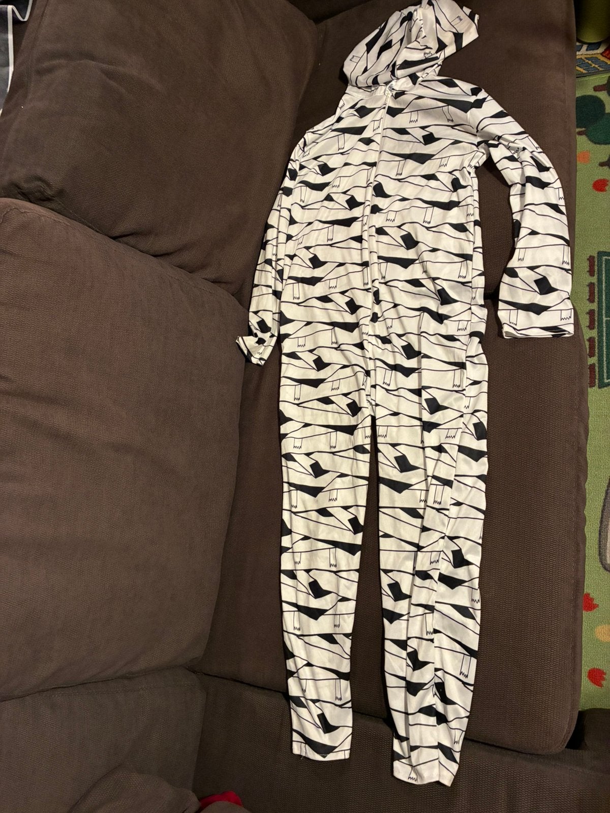 Halloween mummie onesie 128-140, Ophalen of Verzenden, Zo goed als nieuw, Jongen of Meisje