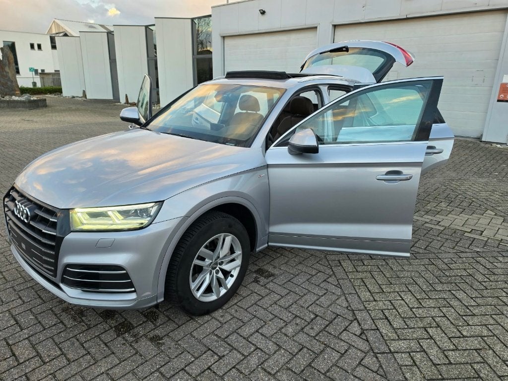 AUDI Q5  S line, Hybride , Keuring CarPass, Auto's, Euro 6, 4 cilinders, Leder, Bruin