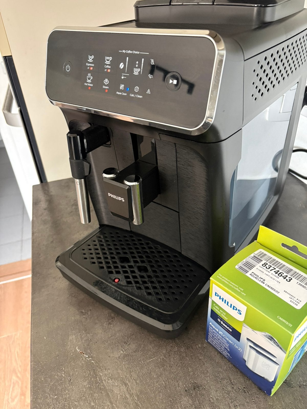 Philips 2200 series goed werkende staat, Ophalen, Gebruikt, Espresso apparaat, 2 tot 4 kopjes
