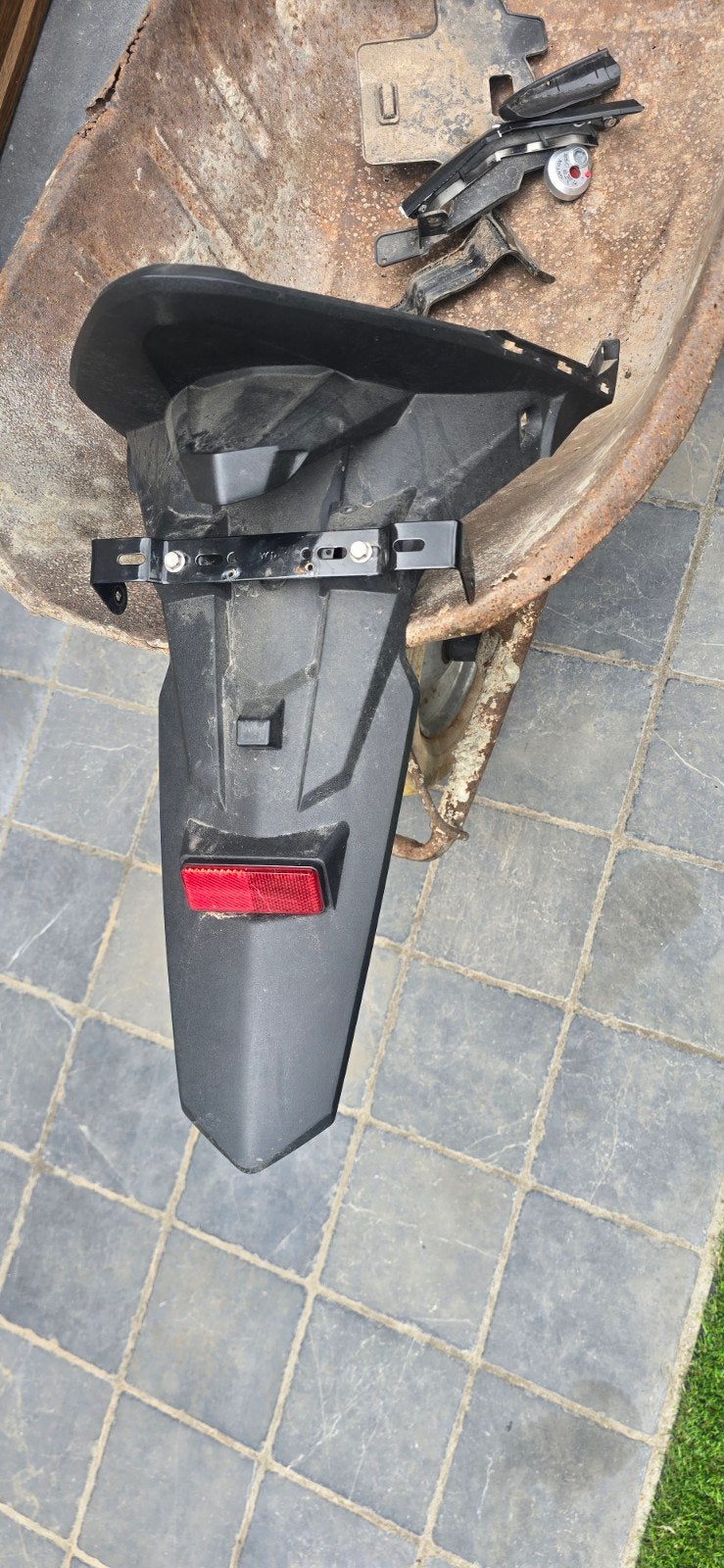 Spat bord gts sirocco sport, Enlèvement