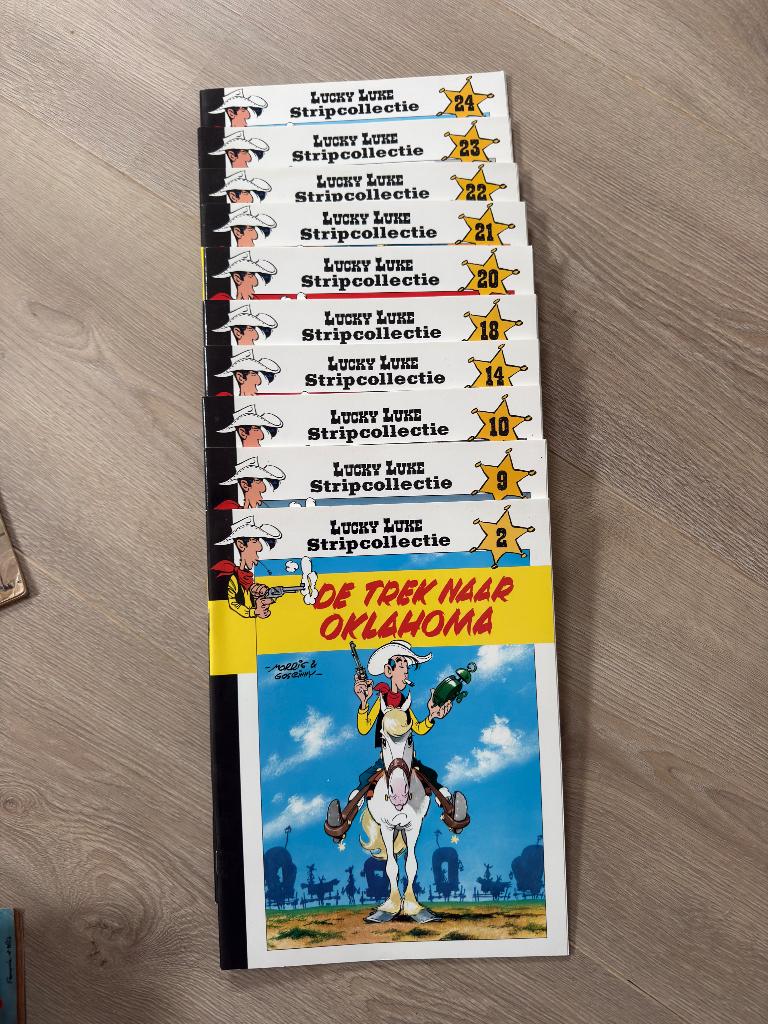 10 lucky luke strips + 1 heel oude luky Luke strip, Boeken, Stripverhalen, Ophalen