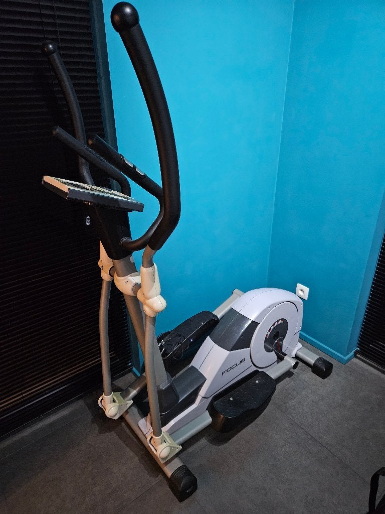 Crosstrainer Focus Fox3, Sport en Fitness, Ophalen, Gebruikt, Armen, Crosstrainer