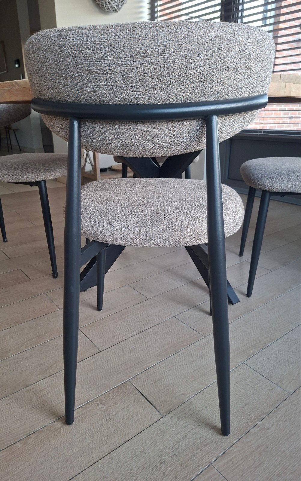 japandi stoelen, Enlèvement