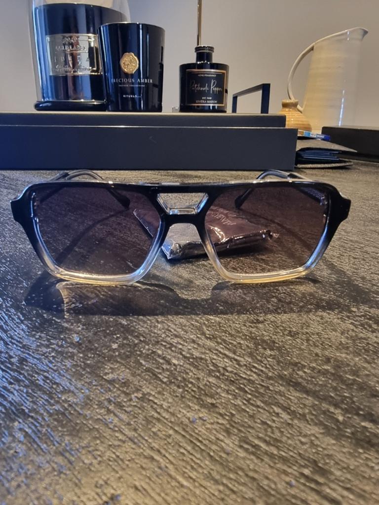 Heren zonnebril, Handtassen en Accessoires, Zonnebrillen en Brillen | Heren, Ophalen of Verzenden, Zonnebril