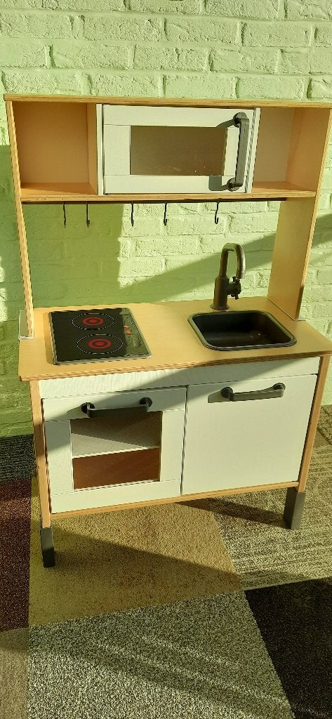 Speelkeuken + accessoires + mini-ijssalon, Ophalen, Zo goed als nieuw, Overige materialen, Speelkeuken
