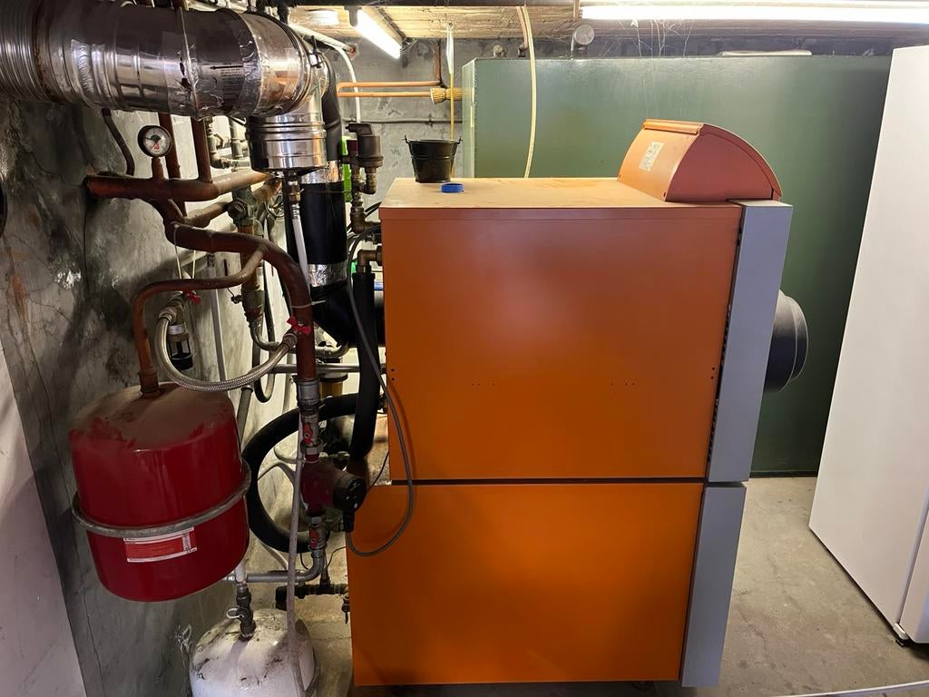 Mazoutbrander met mazouttank, Huis en Inrichting, Kachels, Ophalen, Gebruikt, Vrijstaand, Overige soorten