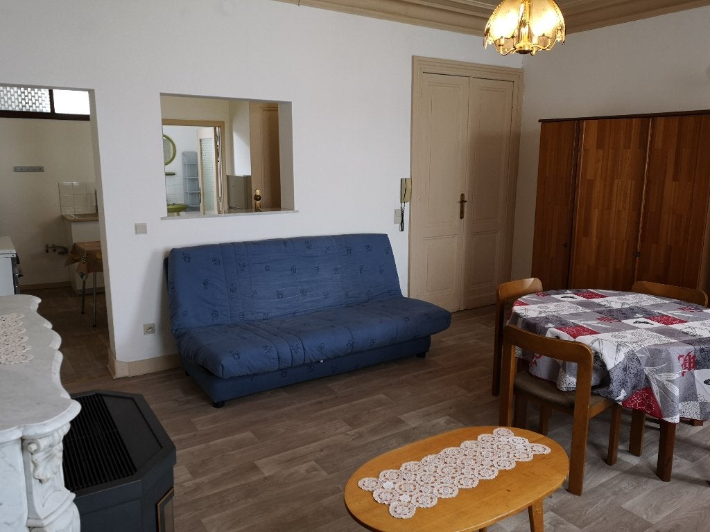 Vaste studio à louer Châtelet, 35 à 50 m², Charleroi