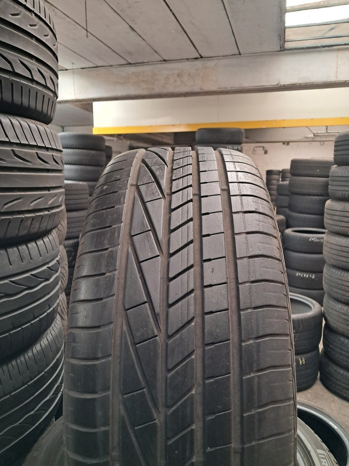 24540r20 245 40 r20 245/40/r20 GOODYEAR Nouveau avec mont, Enlèvement ou Envoi