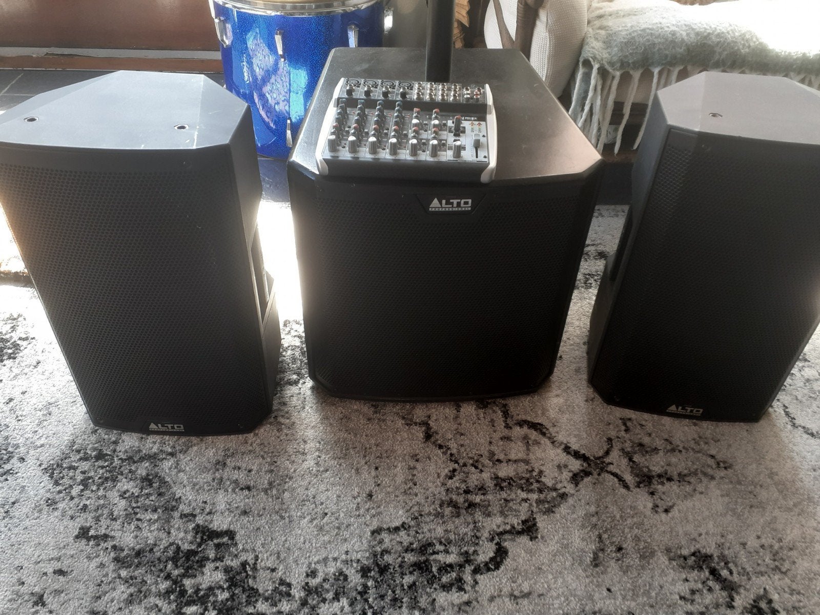 Actieve pa installatie Alto, Ophalen