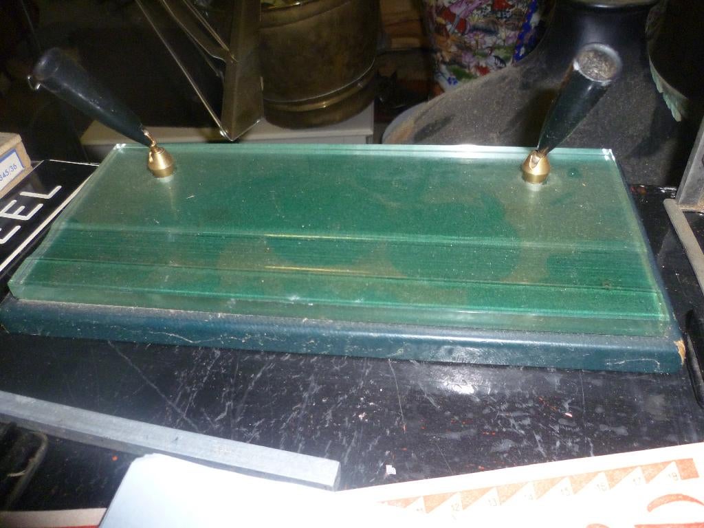 OUD BUREAU ASSECOIR OP MARMEREN VOET, Antiek en Kunst, Ophalen