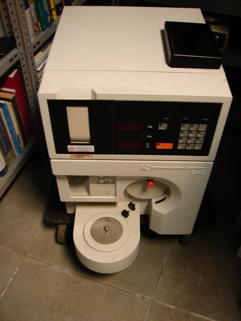 ISE  IL-943  FLAME PHOTOMETER (labo materiaal), Ophalen, Gebruikt