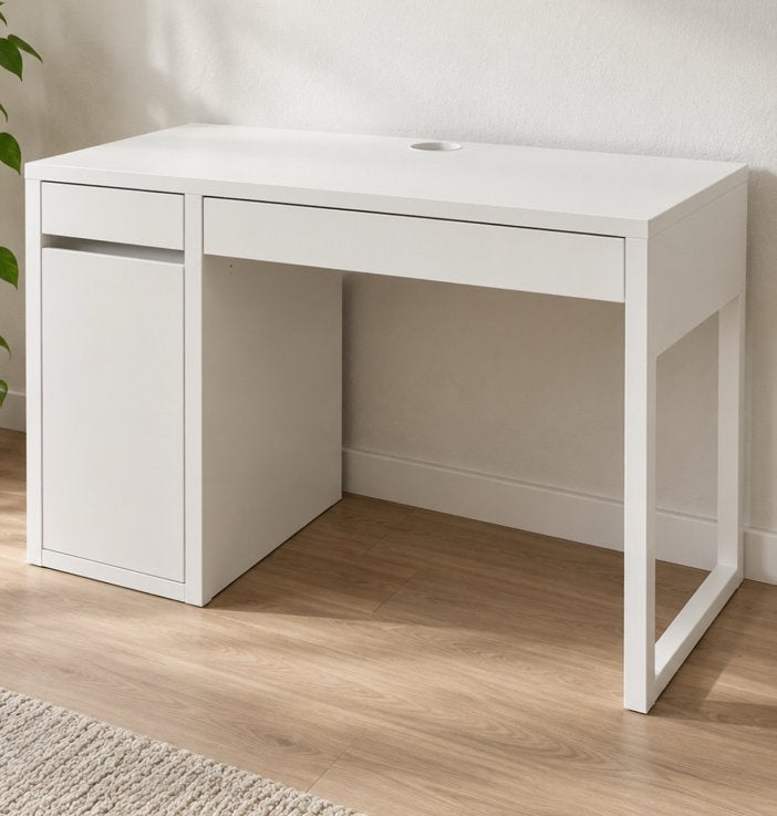 Bureau IKEA MICKE blanc – 105  50 cm, Ophalen, Zo goed als nieuw, IKEA, Wit