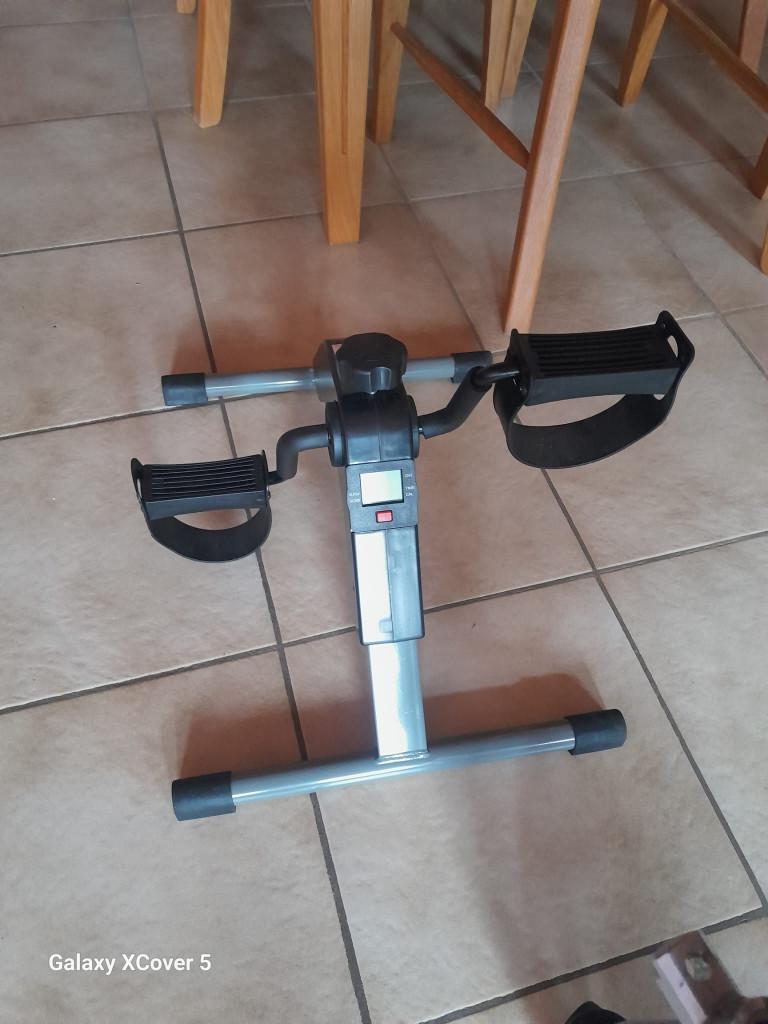 armen- en benentrainer sport