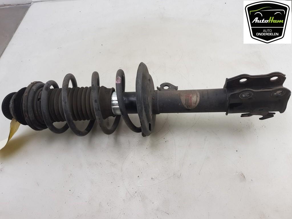 AMORTISSEUR OU ABSORBEUR DE CHOC AVANT DROIT (|485100D880|), Autos : Pièces & Accessoires, Suspension & Châssis, Toyota, Utilisé