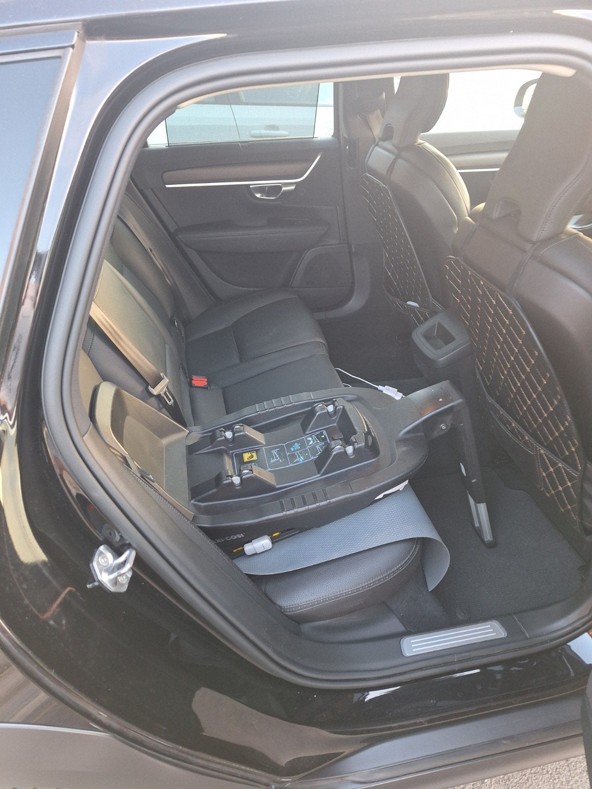 volvo v90 country te koop, Auto's, Automaat, Euro 5, Zwart, Leder