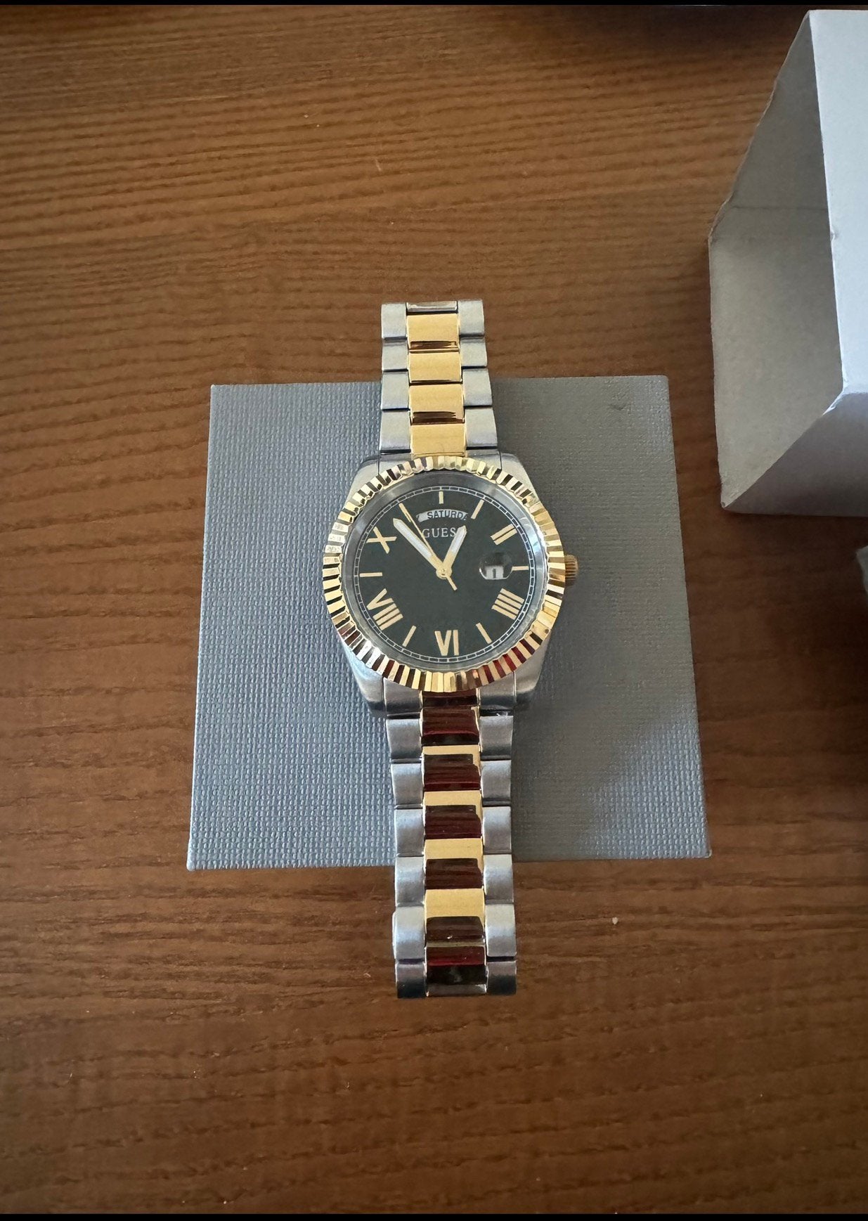 Montre Guess pour homme en or/argent, Bijoux, Sacs & Beauté, Autres marques, Autres matériaux, Acier, Envoi
