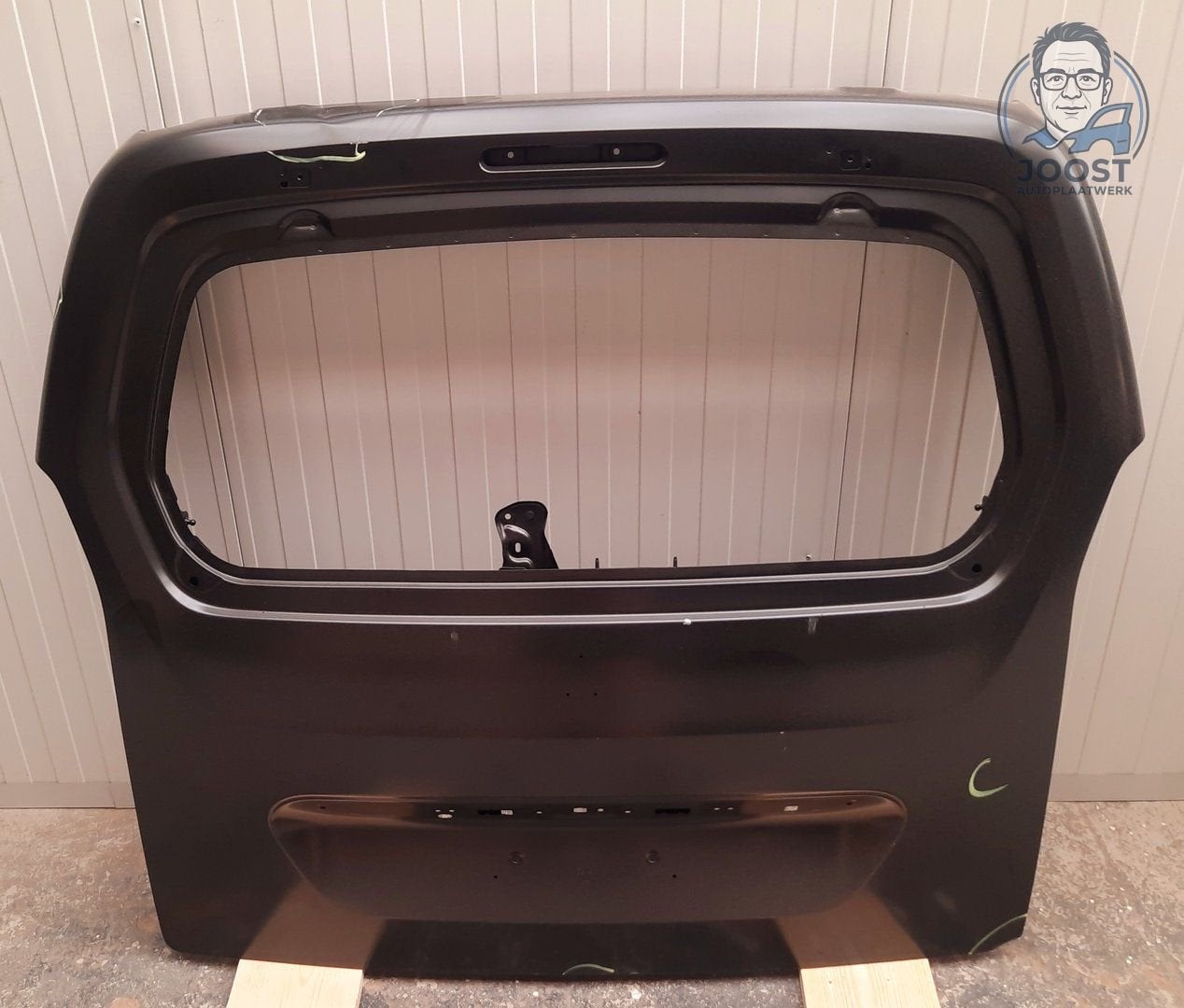 Achterklep nieuw org. Citroen Berlingo 2008-2017 9811028780, -Citroen SA Stellantis, -info@citroen.com, Herkomst onderdeel bekend