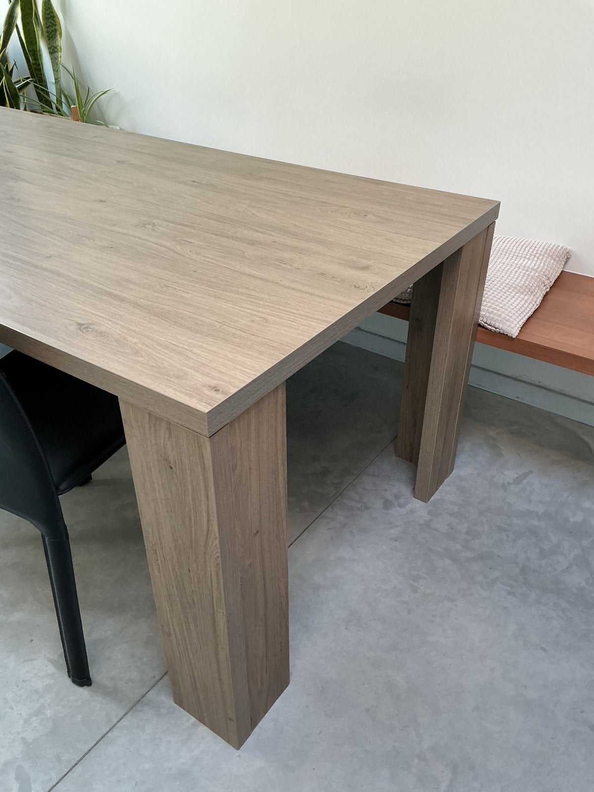 Eettafel met bijpassende barkast, Huis en Inrichting, Tafels | Eettafels, Zo goed als nieuw, Ophalen