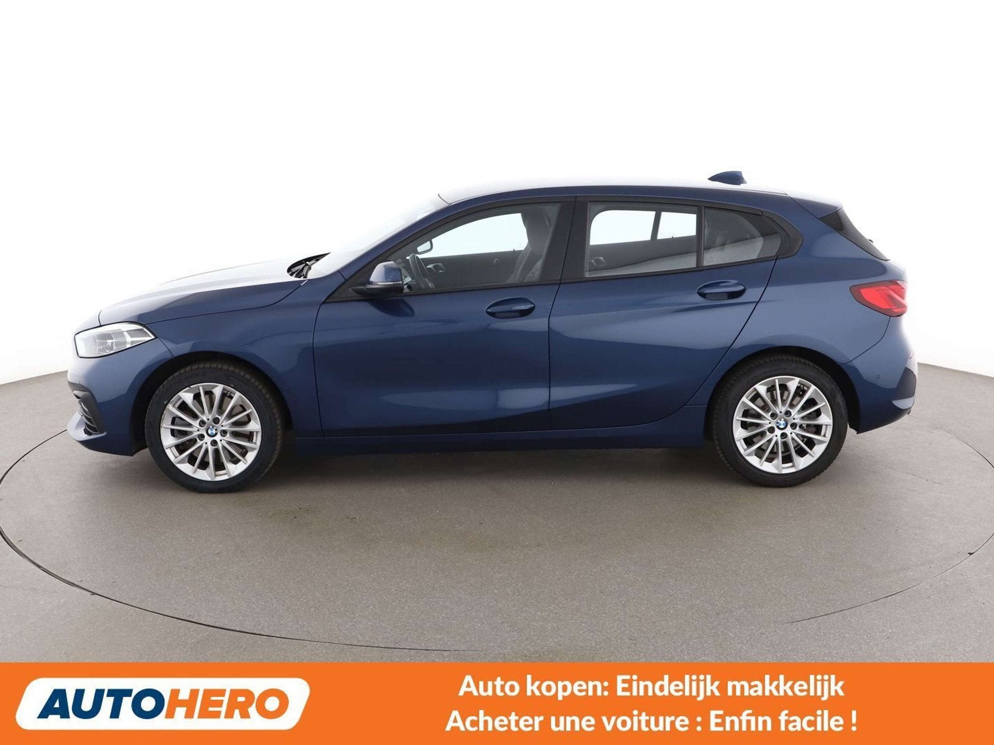 BMW 1 Serie 120 120i (bj 2023, automaat), Auto's, BMW, 1998 cc, 1 Reeks, Euro 6, https://public.car-pass.be/vhr/5f594c3e-0c87-4188-b6c0-ff33bfde3d4c
