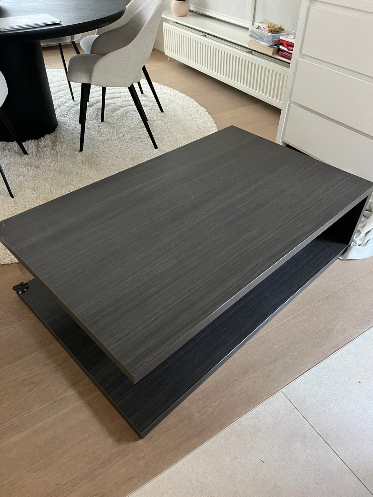 Donkerbruine salon tafel, Ophalen, Zo goed als nieuw