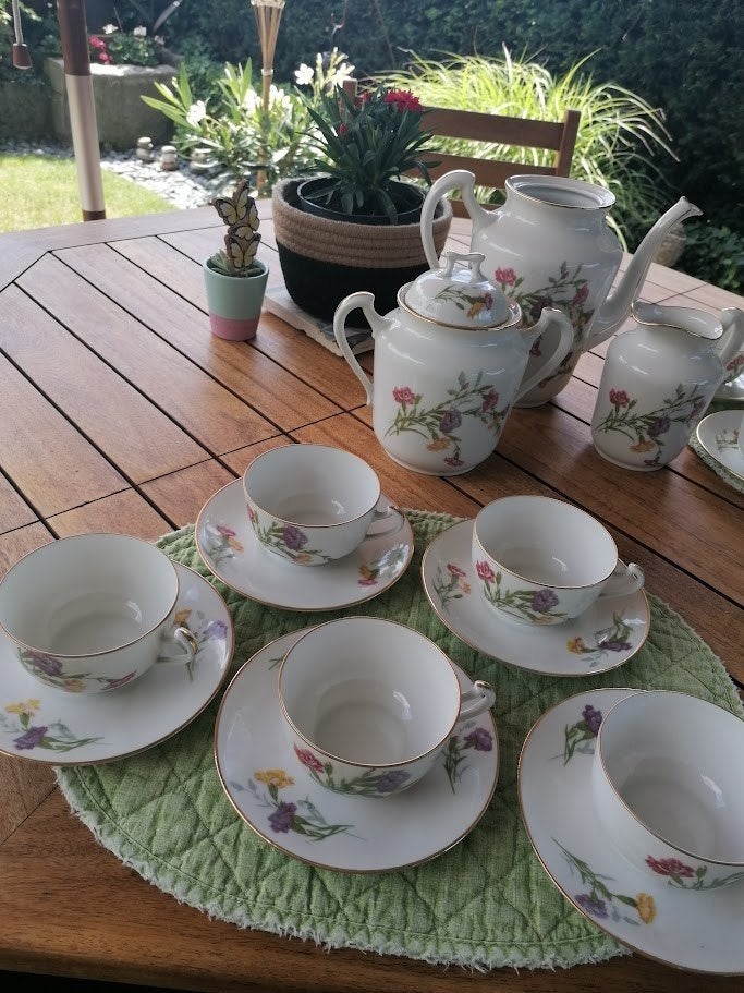 joli service en porcelaine de Limoges 23 pièces, Enlèvement