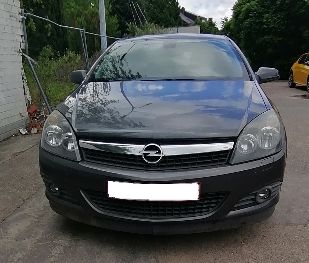 Opel Astra Gtc 1.7 Cdti 110 pk exporteren, Auto's, Voorwielaandrijving, Stof, Zwart, 4 cilinders