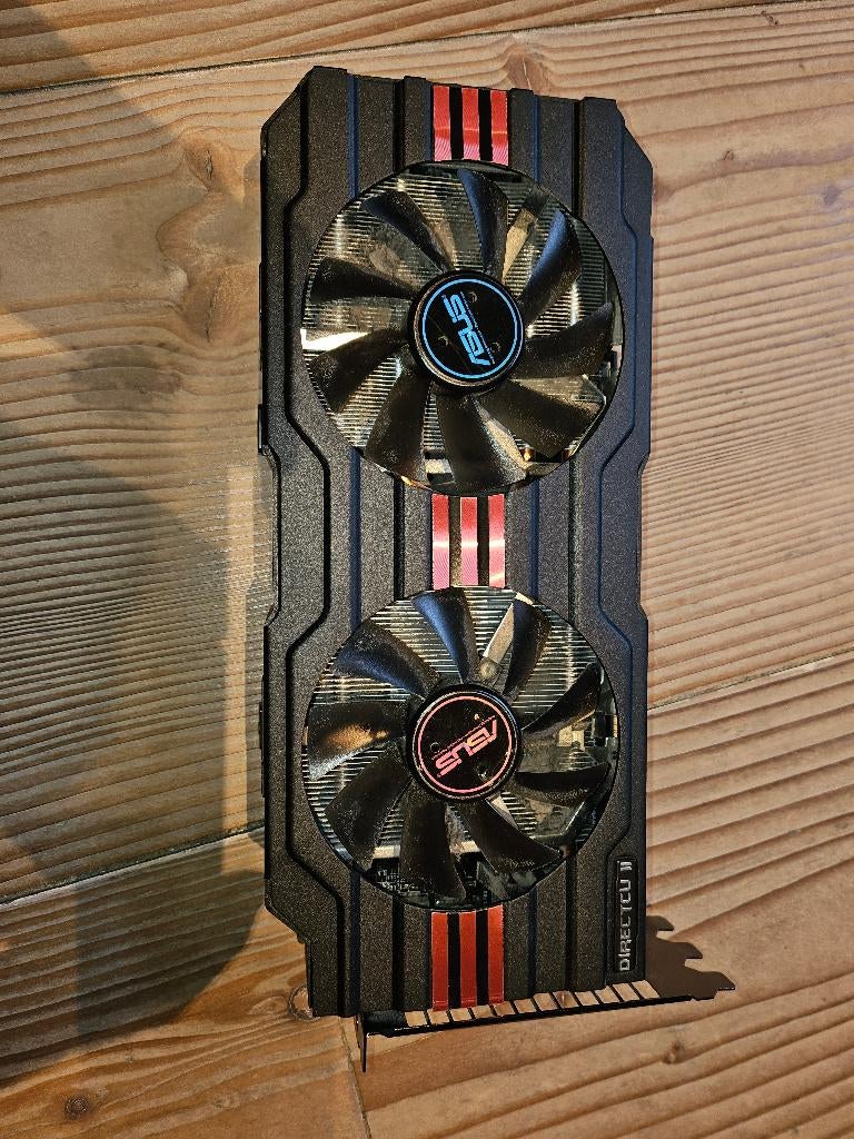 Grafische kaart Asus DirectCUII, Ophalen
