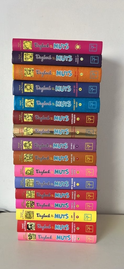 Dagboek van een muts 16 delen, Boeken, Ophalen, Gelezen, Rachel Renée Russell