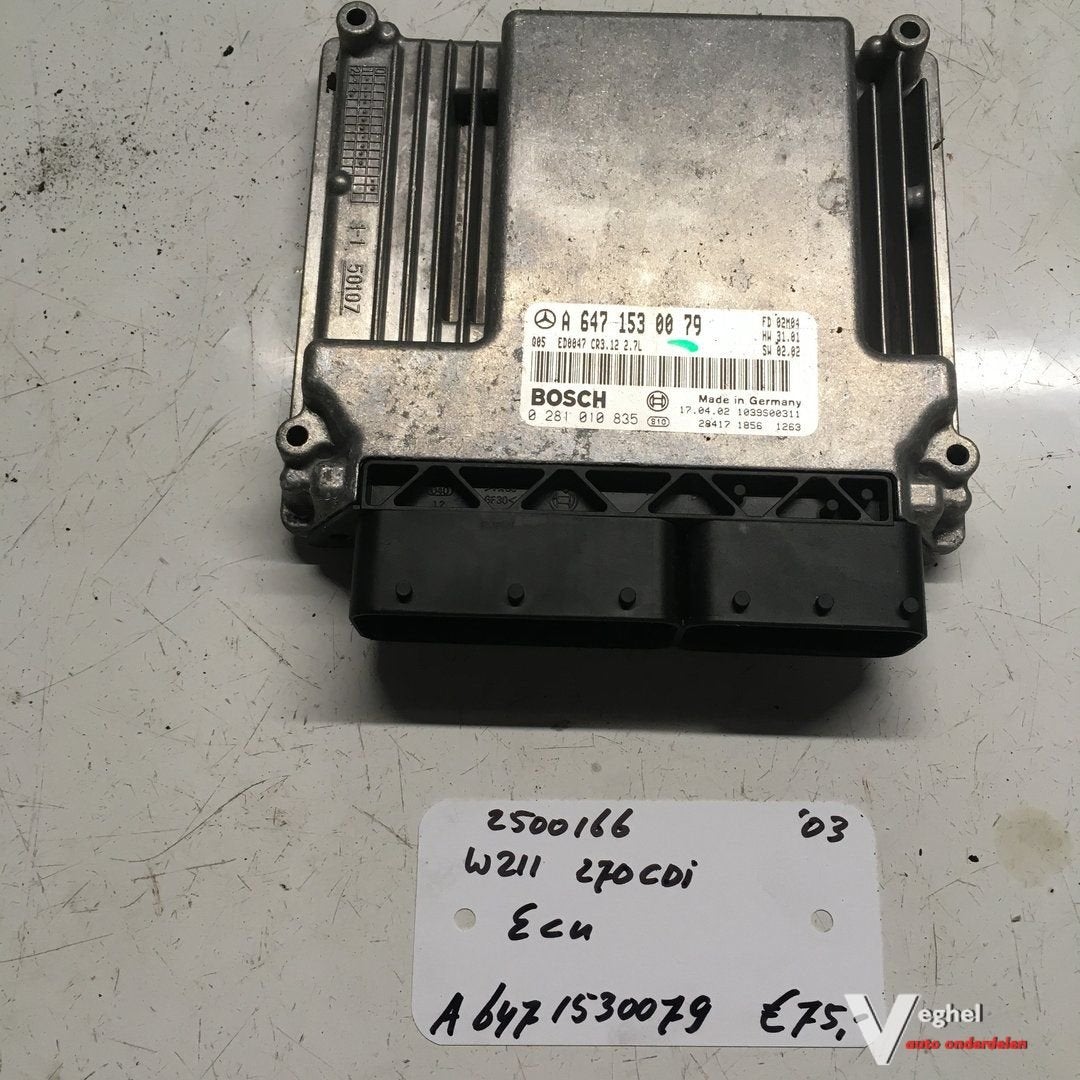 Mercedes W211 270 CDI sedan 2003 2500166  ECU  A 647 153 007, -, Utilisé, -, -