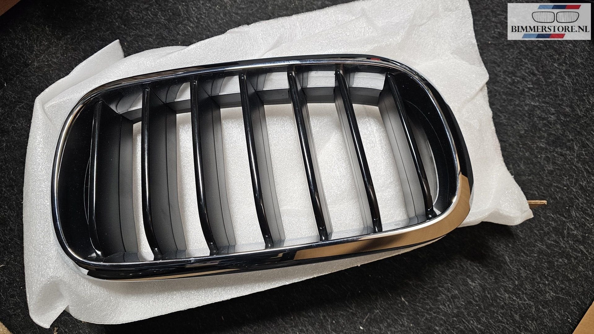 Grille basic chroom zwart rechts BMW X6 serie F16 5113737369, -, -, Nieuw, Ophalen of Verzenden