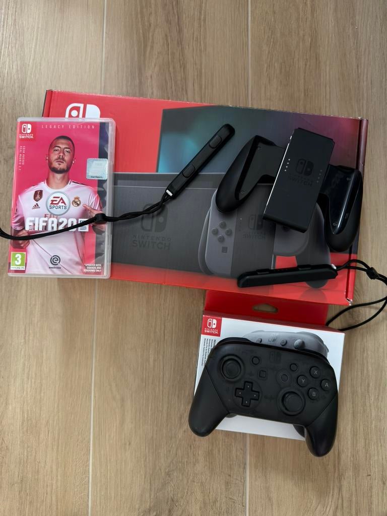 Nintendo Switch 1, Switch 2019 Upgrade, Enlèvement, Utilisé, Avec jeux