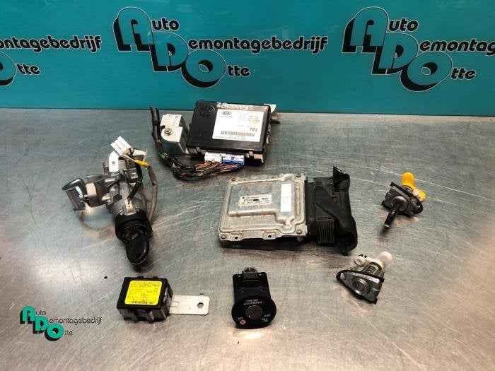 Serrure de contact + ordinateur d'un Kia Picanto (Picanto 11, Kia, -, 3 mois de garantie, Utilisé
