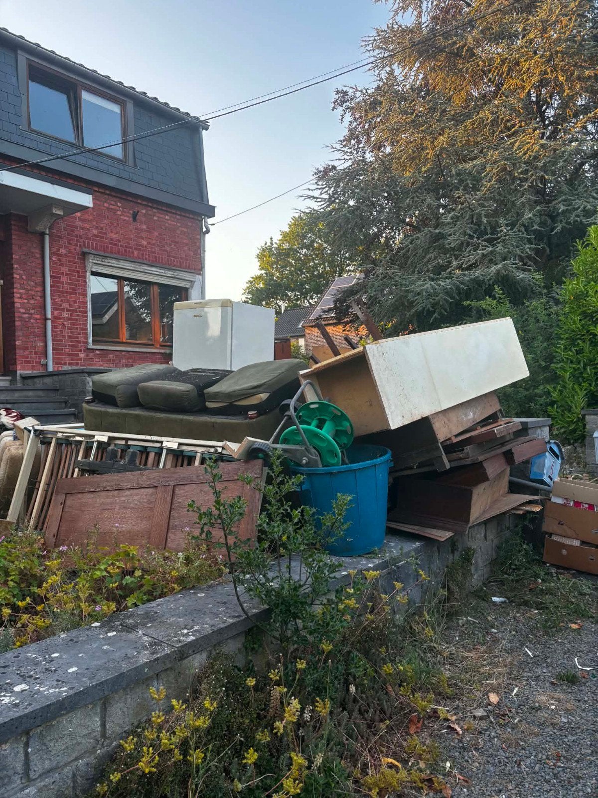 Gratuit bois divers chêne etc, Bricolage & Construction, Bois & Planches, Enlèvement, Utilisé, Chêne, Autres types
