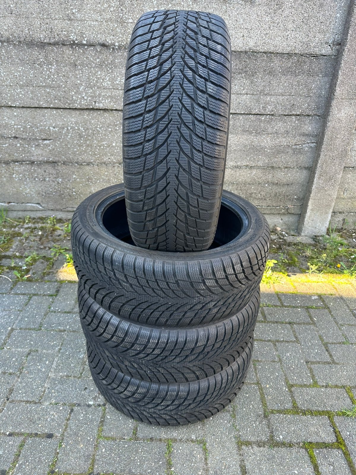 Pneus d'hiver Nokian Snowproof P 205/45 R17 comme neufs, Autos : Pièces & Accessoires, Pneus & Jantes, Enlèvement, Pneus hiver