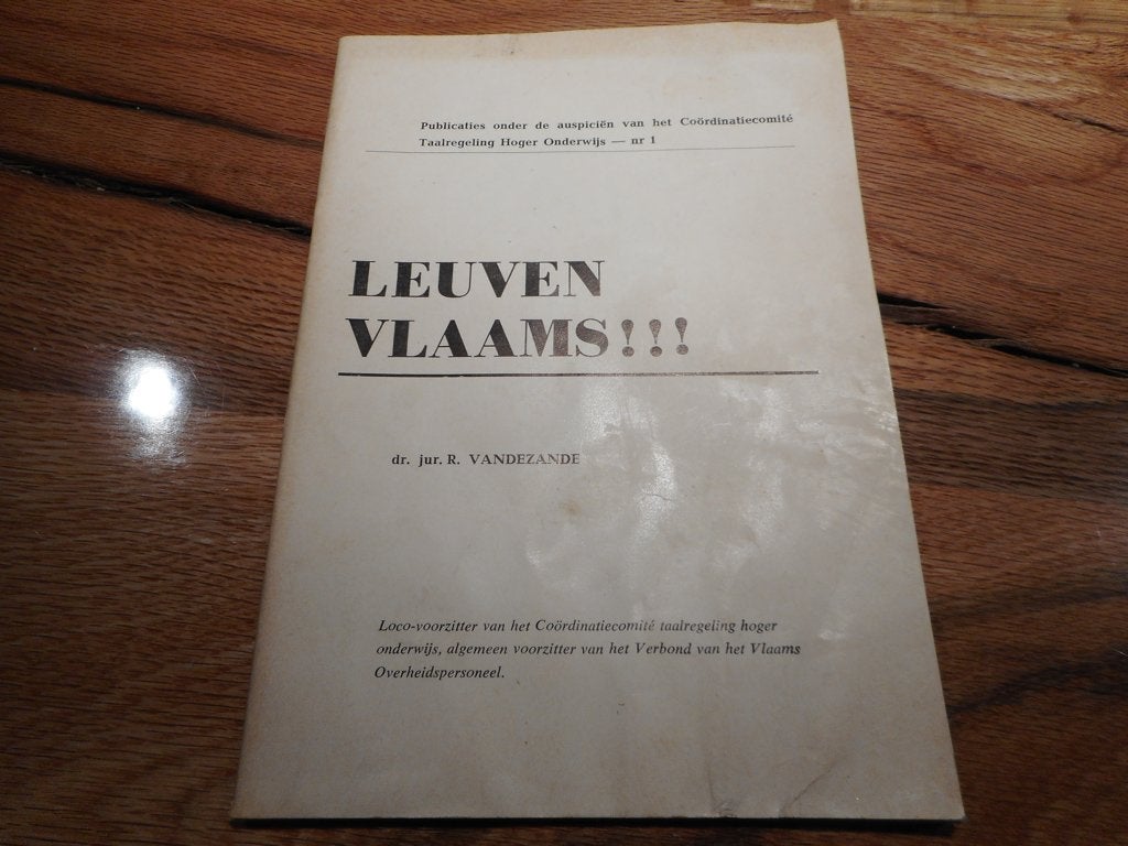 Vandezande - Leuven Vlaams, Boeken, Ophalen of Verzenden, Zo goed als nieuw