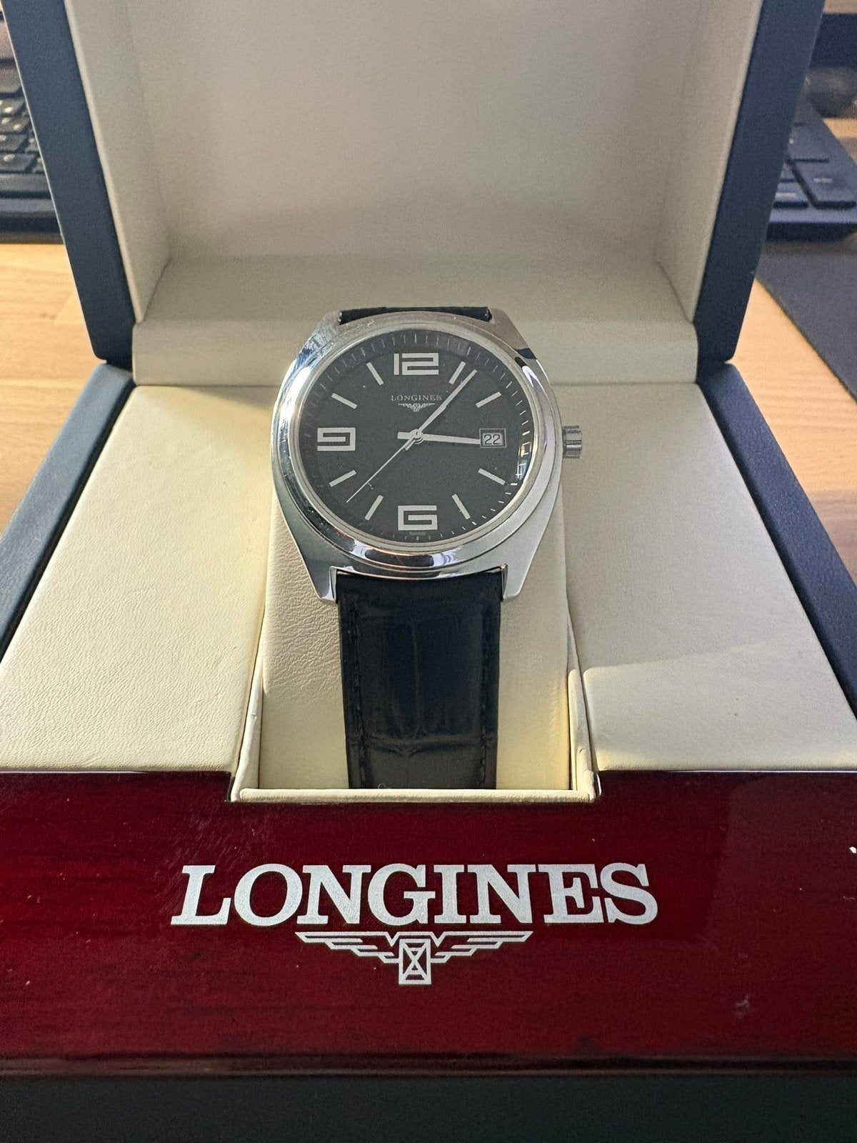 Montre à quartz Longines Lungo mare L 3.632.4, Enlèvement ou Envoi, Comme neuf