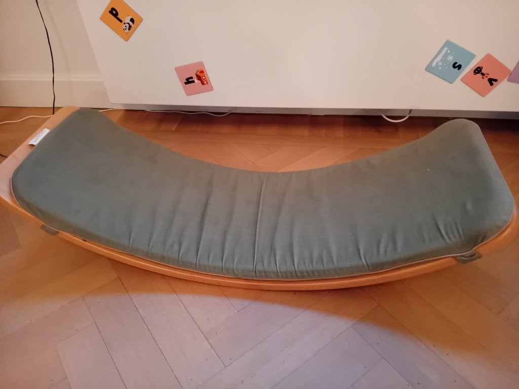 wobbel groen vilt  + kussen (original), Ophalen, Zo goed als nieuw