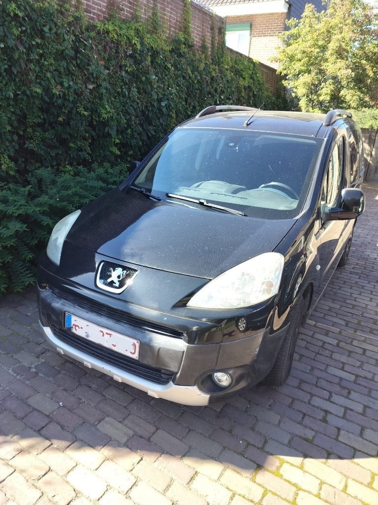 Rolstoelauto - bodemverlaging Peugeot Partner 2011, Auto's, Monovolume, 139 g/km, Zwart, 1600 cc