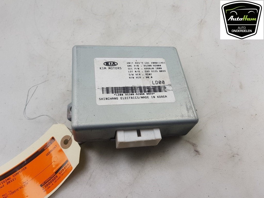 REGULATEUR DE TENSION Kia Cee'd (JDB5) (|95300A2000|), Utilisé, Kia